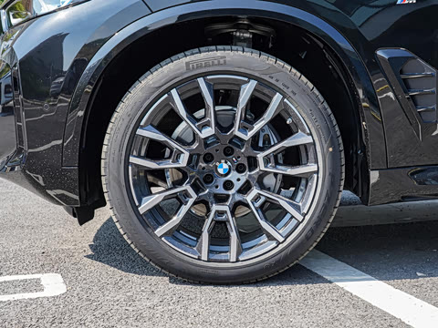 2025�� xDrive 40Li M�˶���ҹ��װ