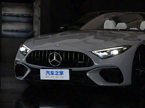 2024�� AMG SL 63 4MATIC+