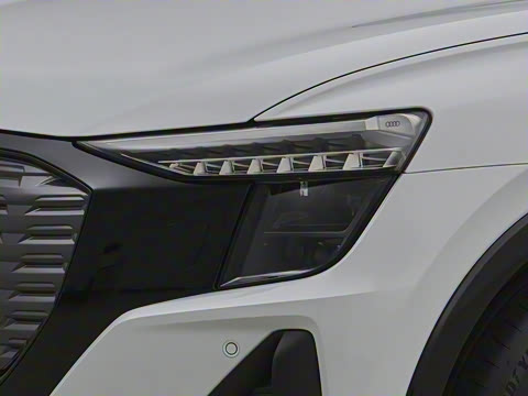 2023�� 40 e-tron ��ҫ�� �׷�ʦ��