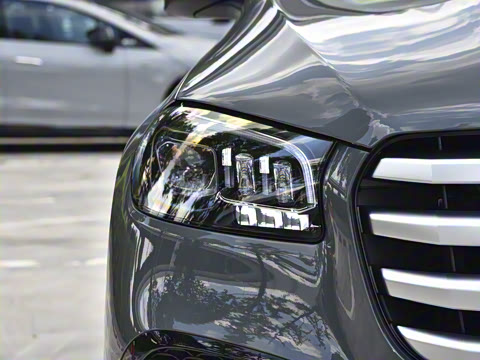 2025�� GLS 450 4MATIC ������