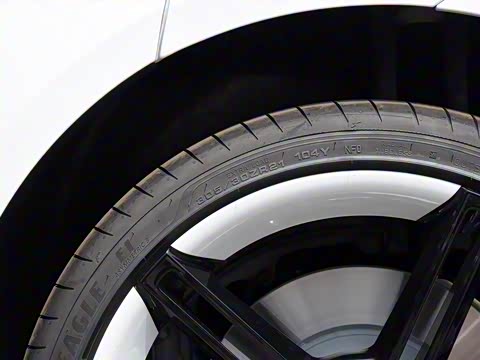 2019�� Taycan Turbo