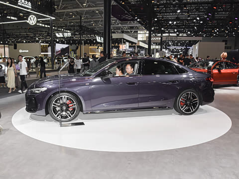 2026�� 2.0T �˶��� quattro