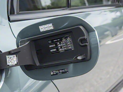 2025�� �Ŀ� E 300 ʱ�����˶���