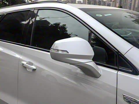 2021�� 28T ���������˶���