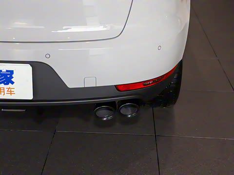 2020�� Macan 2.0T