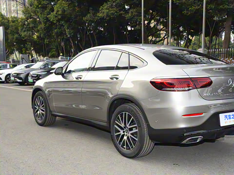 2023�� GLC 260 4MATIC ����SUV