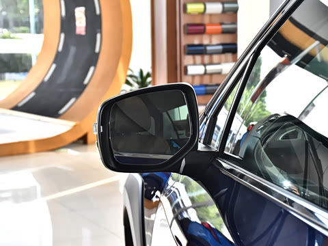 2023�� 2.5i AWD�콢�� EyeSight