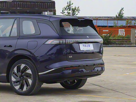 2025�� 210Ultra���Ȱ� 6��