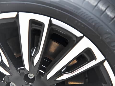 2019�� ��Max 630