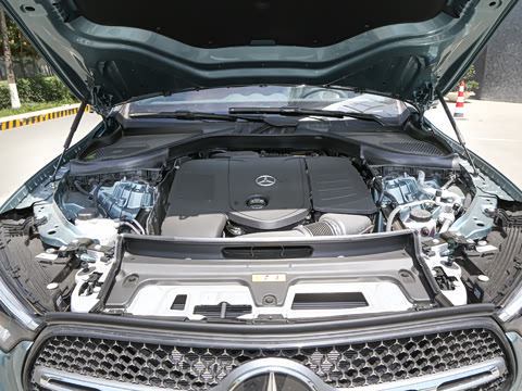 2025�� �Ŀ� GLC 300 L 4MATIC ������ 5��