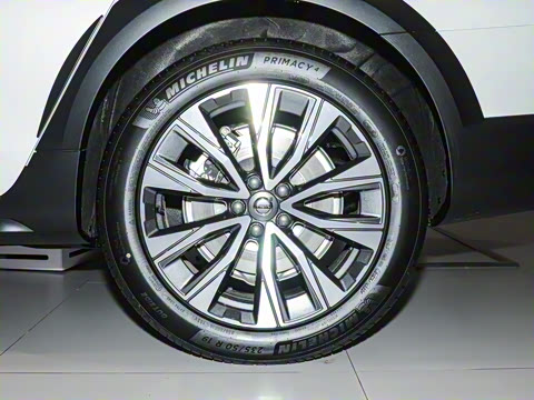 2025�� Cross Country B5 AWD ��Զ��