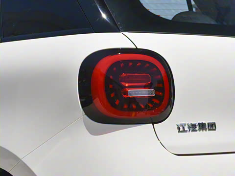 2023�� 405km Air