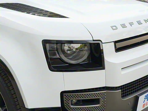 2023�� 110 3.0T P400 X-DYNAMIC HSE