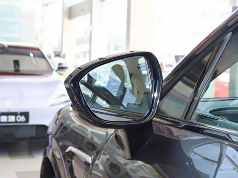 2025�� �Ŀ� Max ���̰�