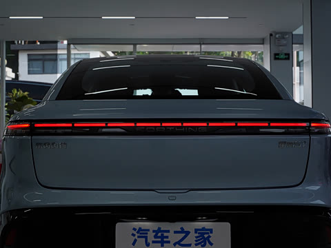 2025�� 555���˰�