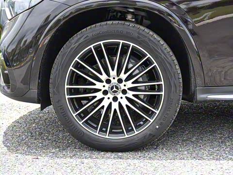 2025�� �Ŀ� GLC 300 L 4MATIC ������ 5��