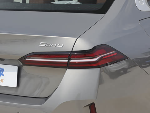 2025�� 530Li xDrive M�˶���װ
