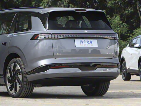 2025�� 636Ultra���Ȱ� 5��