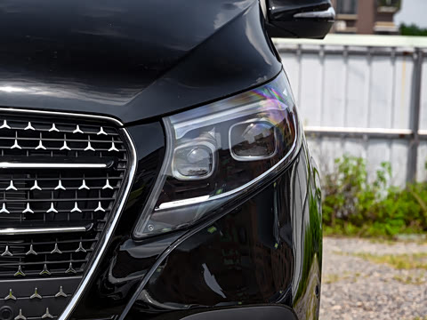 2025�� V 300 �캽��