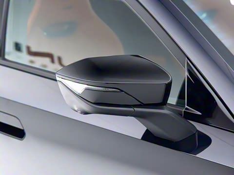 2025�� ������ 2.0T ������