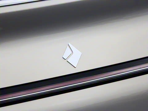 2023�� 460 Max ��Ϭ��