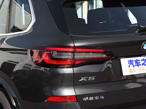 2022�� �Ŀ� xDrive 40Li M�˶���װ