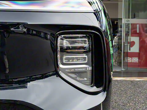 2025�� 215�콢��