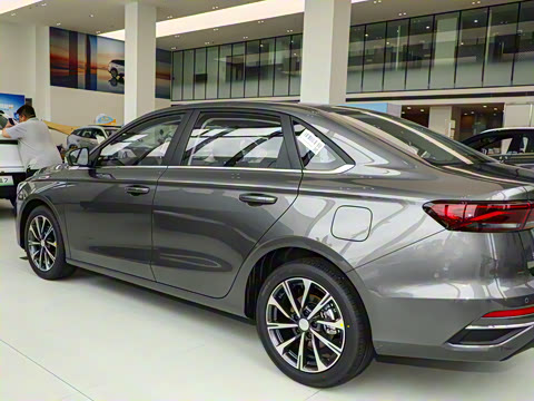 2026�� ��4�� 400������ 1.5L CVT��Խ��