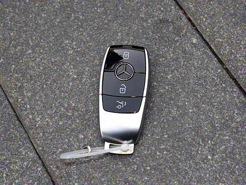 2020�� EQC 400 4MATIC ������ 1886������