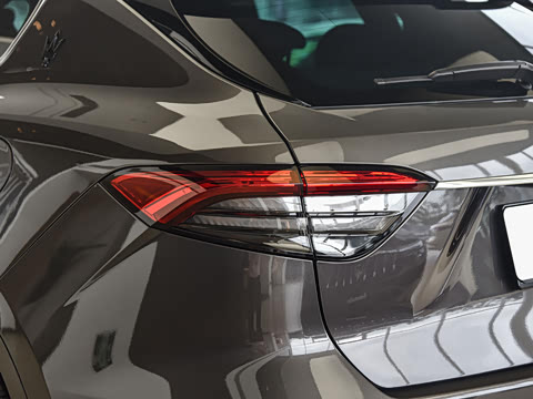 2022�� 3.0T Modena