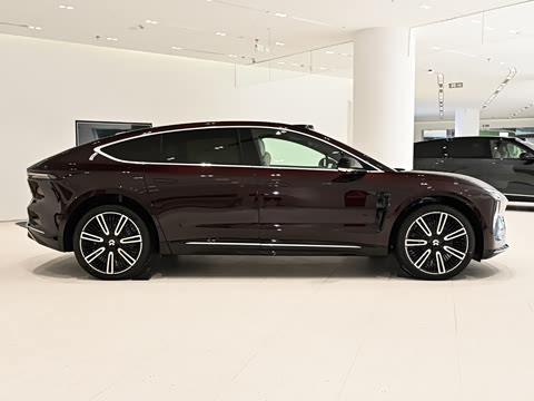 2025�� 102kWh ǩ����