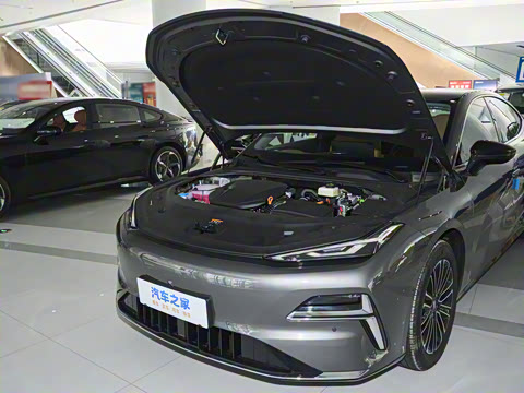 2025�� 130km EM-i ������