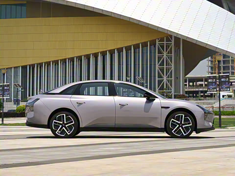 2025�� 502 ������ Max