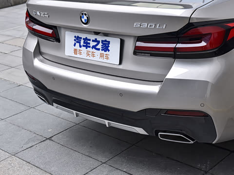 2022�� �Ŀ� 530Li ������ M�˶���װ