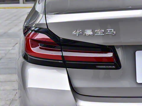 2022�� �Ŀ� 530Li ������ M�˶���װ