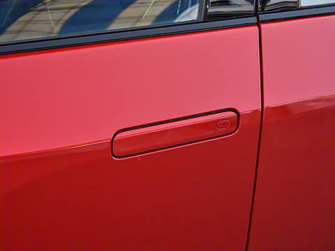 2025�� 550 PRO���а�