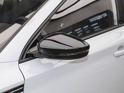 2025�� 1.5T XLINE �����