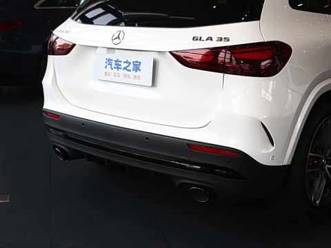 2025�� AMG GLA 35 4MATIC