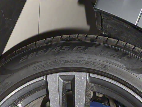 2024�� xDrive40i ������M�˶���װ