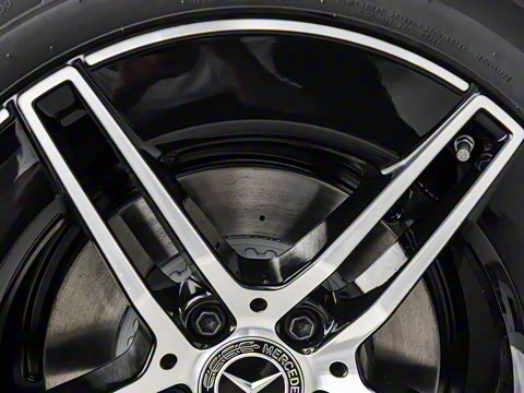 2025�� �Ŀ� E 260 �˶���