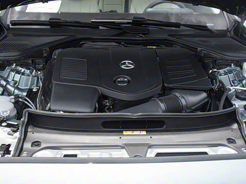 2025�� �Ŀ� E 300 ʱ�����˶���