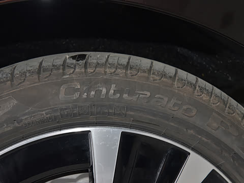 2022�� E 350 e L ���ʽ��϶����˶��γ�