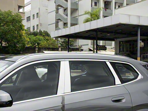 2024�� xDrive25Li M�˶���װ