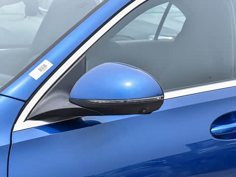 2025�� �Ŀ� C 260 L �˶���