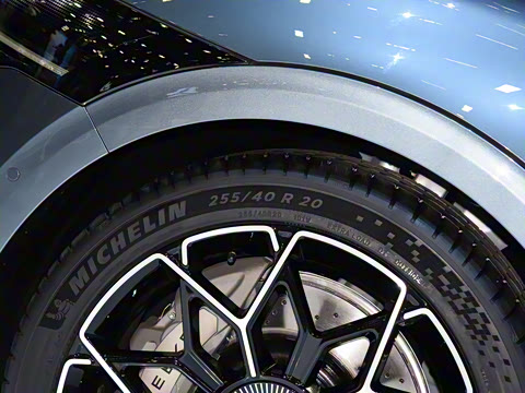 2024�� �����Ǽݰ� 100kWh