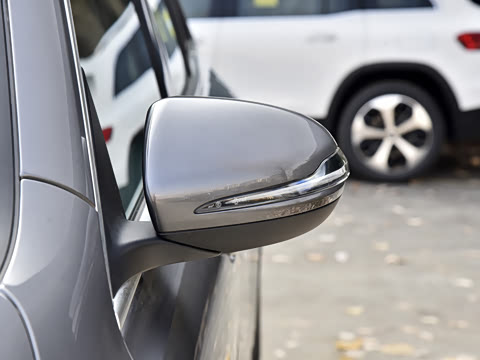 2022�� GLB 200 ʱ����