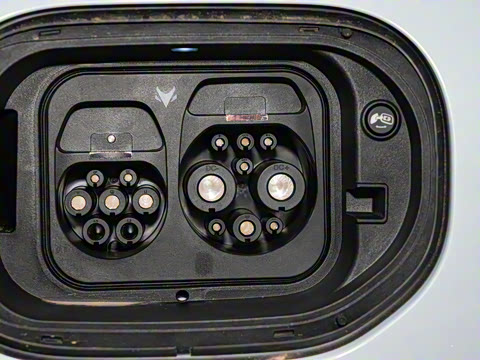 2025�� 560MAX 185kW