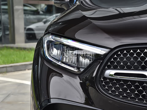 2025�� �Ŀ� GLC 300 L 4MATIC ������ 7��