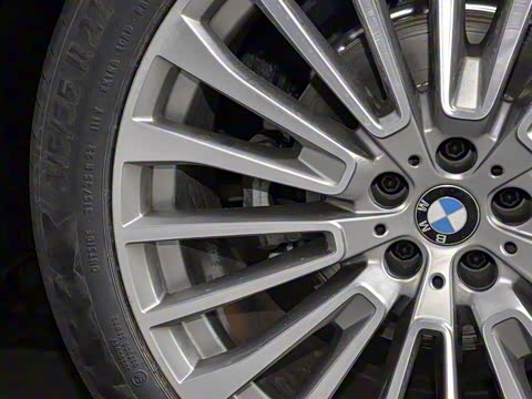 2020�� xDrive40i �����ͺ�����װ