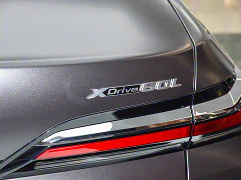 2023�� xDrive60L M�˶���װ